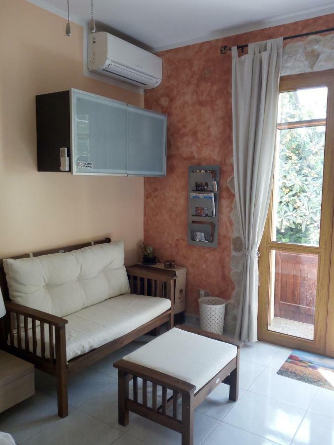 B&B Villa Sul Golfo กวาร์ตู ซานเตเลนา ภายนอก รูปภาพ