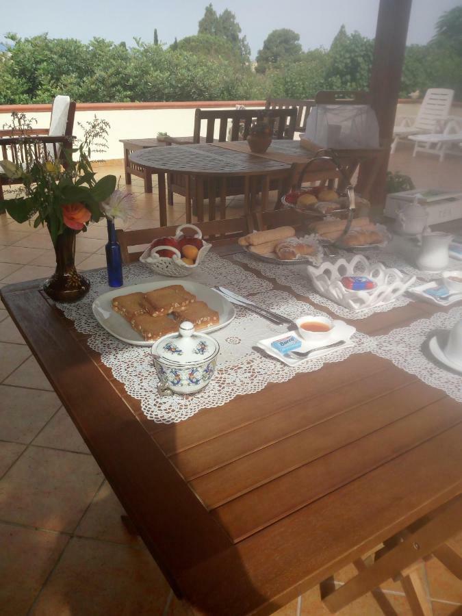 B&B Villa Sul Golfo กวาร์ตู ซานเตเลนา ภายนอก รูปภาพ